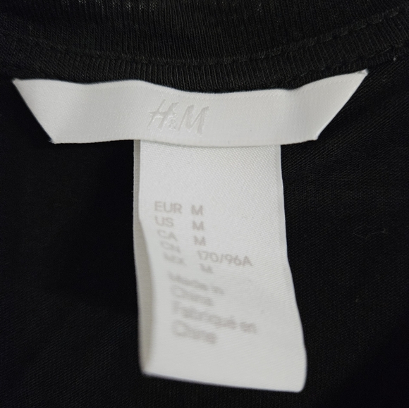 H&M Tiger Tshirt - Picture 2 of 4